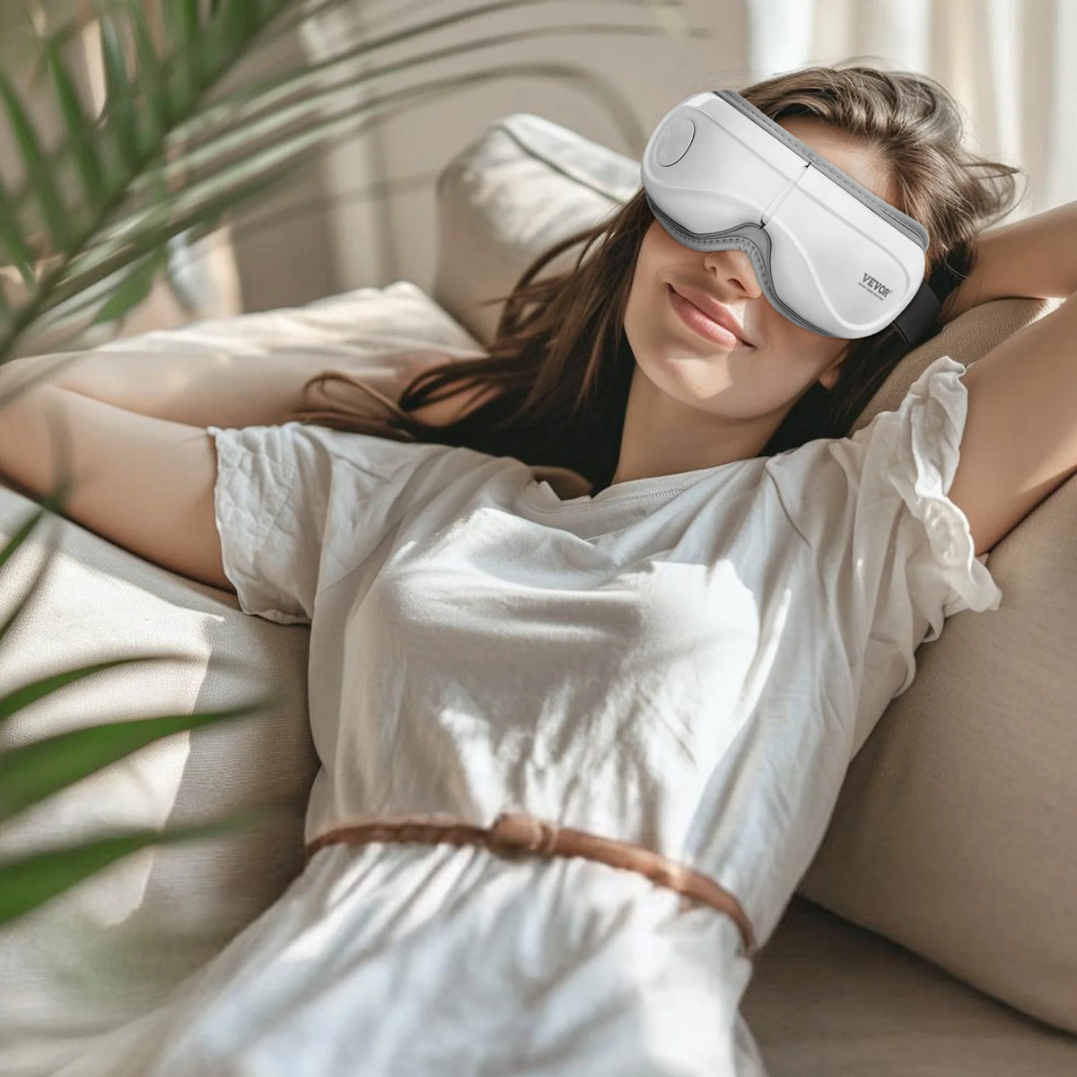 Heated eye massager with air compression and Bluetooth, view 1